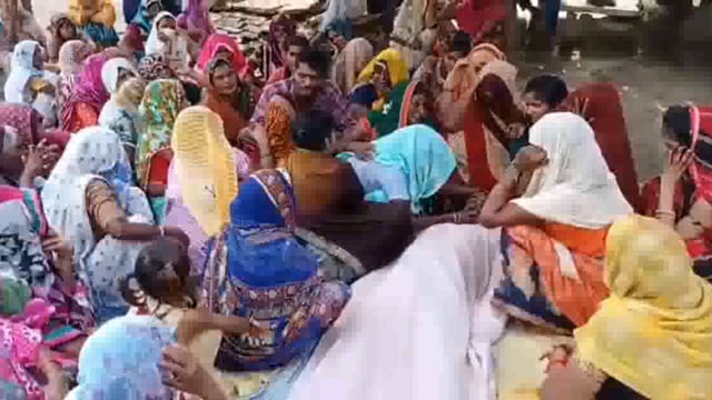 कन्नौज के इंदरगढ़ क्षेत्र के हसेरन के कठार गांव के बाहर शीशम के पेड़ से लटका मिला युवक का शव परिवार में मचा कोहराम