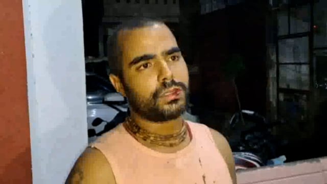 धर्म नगरी में विदेशी कृष्ण भक्तों ने दो बाइक सवारों पर नगदी व मोबाइल लूटने का आरोप लगाया