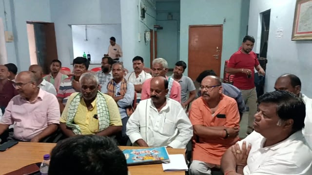 दुर्गा पूजा को लेकर  आदर्श थाना सूर्यगढ़ा में शांति समिति की बैठक की गई