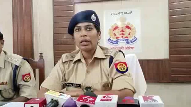 शिक्षक के पीटने से हुई छात्र की मौत में आई मृतक की पोस्टमार्टम रिपोर्ट के बारे में जानकारी देती पुलिस अधीक्षक