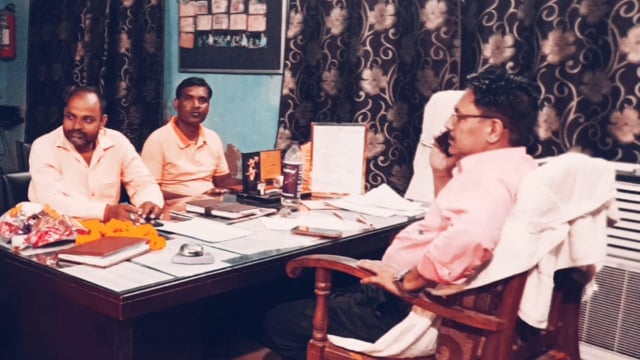 चानन: लखीसराय जिले सभि सात प्रखंडों के शिक्षको के वेतन भुगतान पर पदाधिकारी को दी बधाई। 