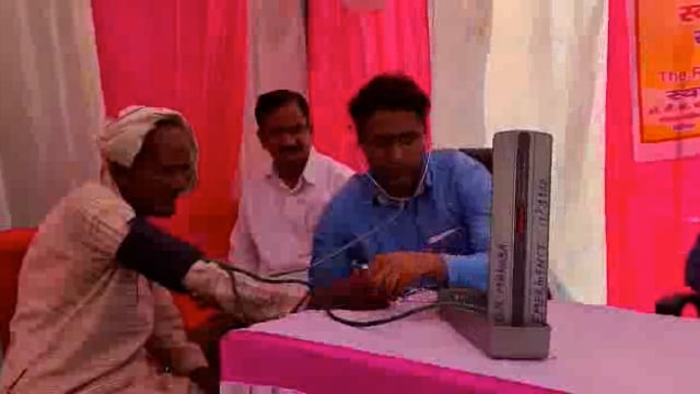 वृद्धजन दिवस पर स्वास्थ्य शिविर का आयोजन