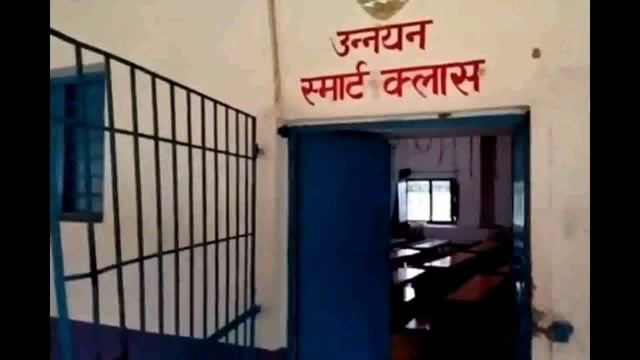 साहेबगंज हाई स्कूल से चोरों ने उड़ाए 10 कंप्यूटर और 2 बैटरी,2.50 लाख का नुकसान