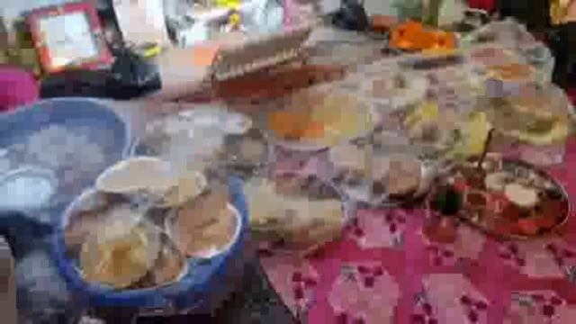 51 दियों के साथ उतारी गई माता गौरी की महाआरती

मारकंडेश्वर पर विराजी माता महागौरी की महा आरती में उमड़ी भारी भीड़