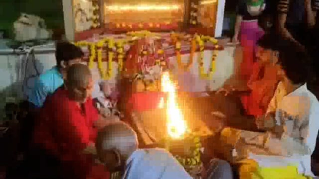 वृंदावन परिक्रमा स्थित चामुंडा देवी मंदिर पर हुआ विशाल भगवती माता के जागरण का आयोजन।