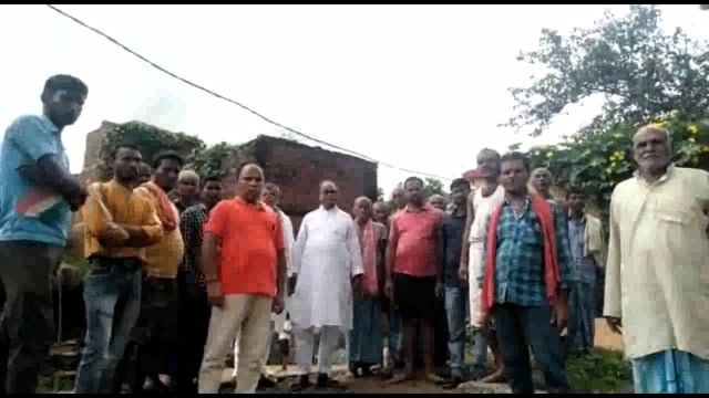 बिंद के जक्की गांव पहुंचे अस्थावां विधानसभा के पूर्व प्रत्याशी अनिल महाराज