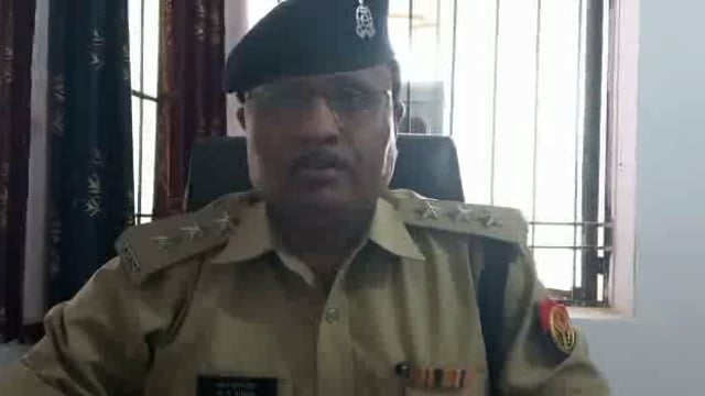 थाना बिधूना के अन्तर्गत दो व्यक्तियों के शव नदी में मिलने के सम्बन्ध में क्षेत्राधिकारी बिधूना श्री महेन्द्र प्रताप सिंह