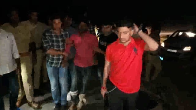 शेरगढ़ पुलिस,स्वाट व सर्विलांस की संयुक्त कार्यवाही से ट्रिपल मर्डर के वांछित आरोपी को मुठभेड़ के दौरान किया गिरफ्तार