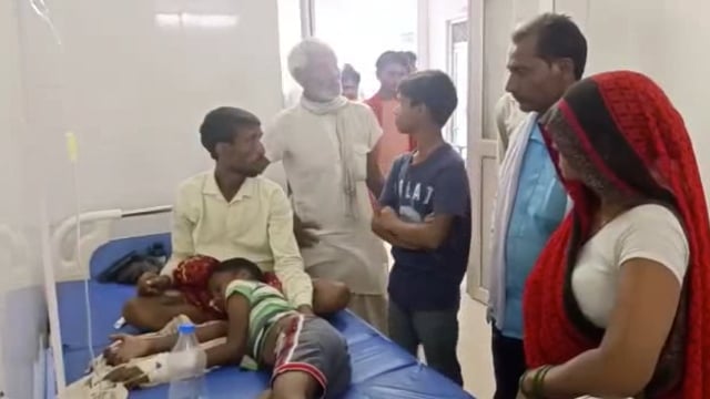 विद्युत करंट की चपेट में आकर किशोर घायल