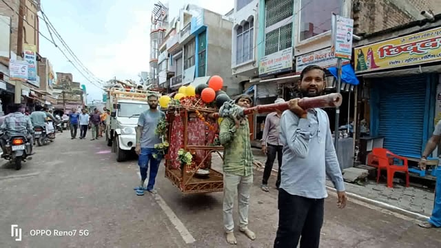 जालौन

पालकी में बैठकर निकलीं मां

नवदुर्गा मूर्तियों के विसर्जन शोभायात्रा में शामिल हुई मां शेरावाली

