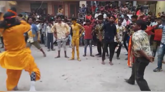 धूं धूं कर जला अहंकार का प्रतीक रावण: निकाली काली की पैदल यात्रा 