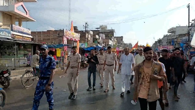 आस्था और विश्वास की देवी मां दुर्गा की प्रतिमा का विसर्जन सूर्यगढ़ा के श्रद्धालुओं ने नम आंखों से दी