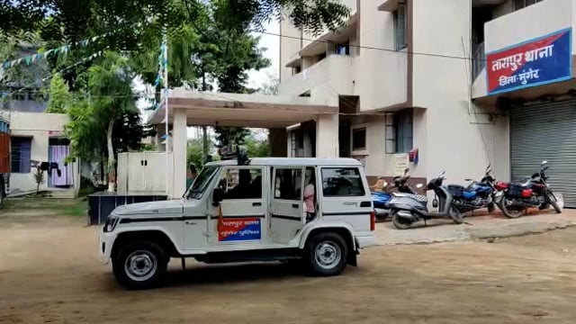 तारापुर पुलिस ने नवगछिया से चोरी हुई मोटरसाइकिल के साथ दो चोर को किया गिरफ्तार 