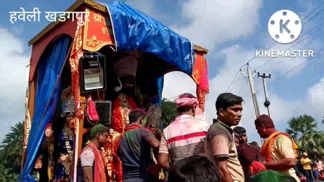 बड़ी काली महारानी की विसर्जन हो चुका है जो कि अपना टाइम अनुसार विसर्जन क्या शांतिपूर्वक विसर्जन  हुआ