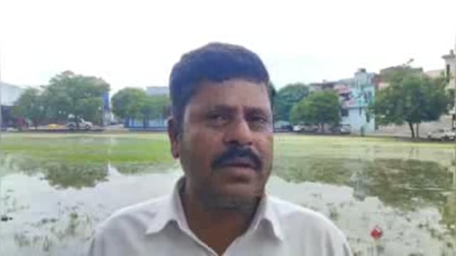 कोंच:लगातार हो रही बारिश ने किसानों के मंसूबों पर फेरा पानी नहीं हो पा रही है फसलों की बुवाई