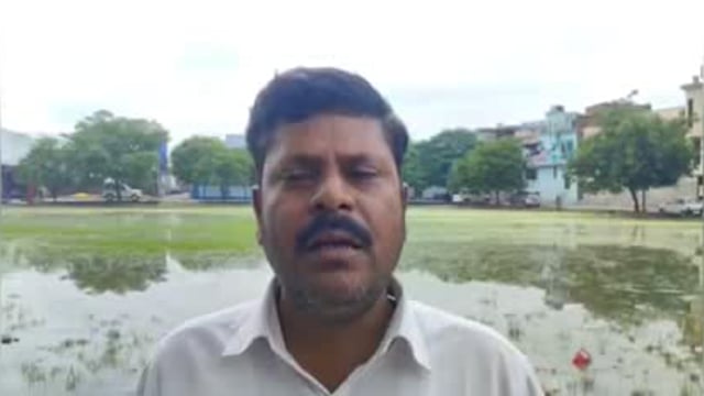 कोंच:लगातार हो रही बारिश ने किसानों के मंसूबों पर फेरा पानी नहीं हो पा रही है फसलों की बुवाई