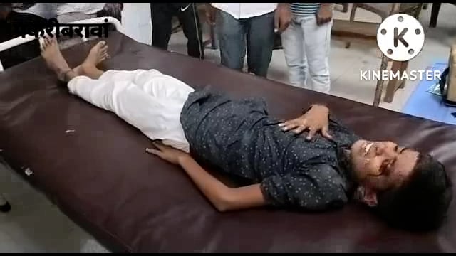 नवादा (बिहार)पकरीबरावां के पाण्डे मार्केट में छत के छज्जा गिरने से तीन लोग बुरी तराह जख्मी पावापुरी रेफर