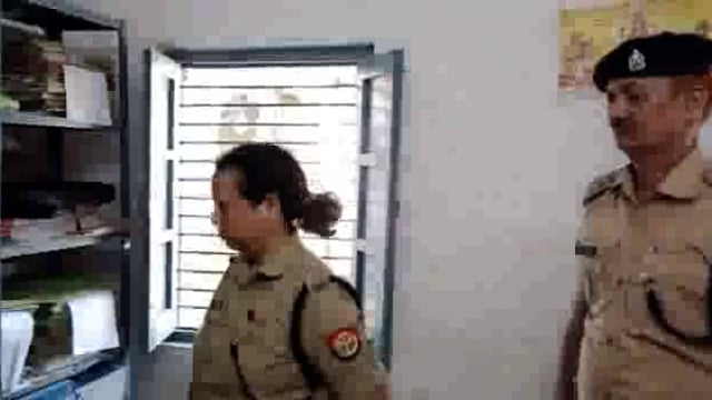 एसपी ने किया महिला थाने का औचक निरीक्षण