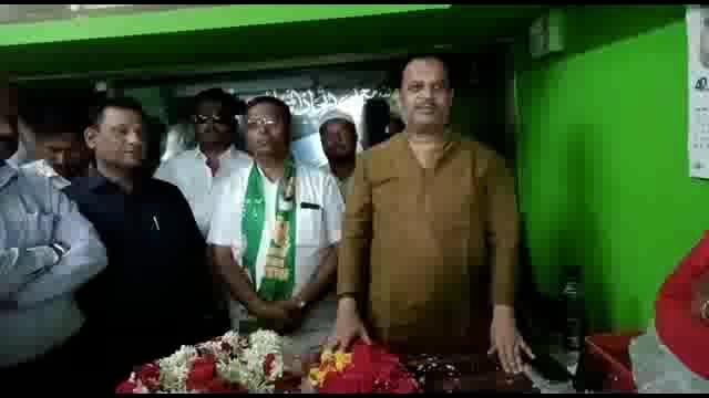 एमआयएम पक्षाला सोडून राष्ट्रवादी काँग्रेस पक्षात गेलेले माजी नगरसेवक ताहेर हुसेन यांची घरवापसी