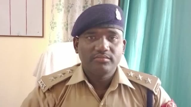 थाना अजीतमल के अन्तर्गत युवक द्वारा राष्ट्रीय पक्षी मोर को मारे जाने के सम्बन्ध में क्षेत्राधिकारी अजीतमल द्वारा दी गयी 