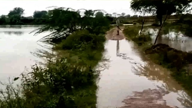 इस तरह बरसात का मौसम कभी आया न था 