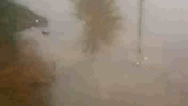 चंदरबन गांव में पोखर हुयी ओवरफ्लो घर व सड़कों पर फैला पानी लोहागढ़ ड्रेन की सफाई ना होने के चलते