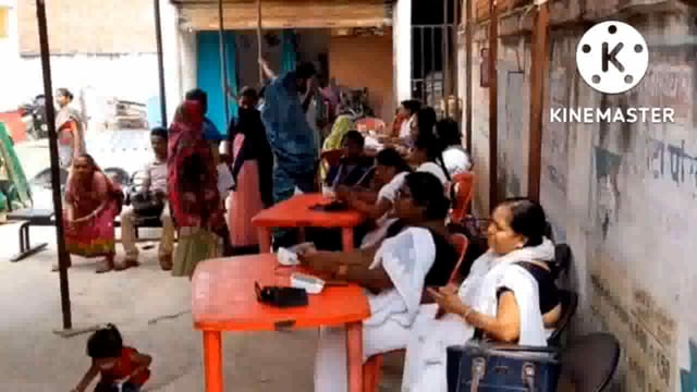 प्राथमिक स्वास्थ्य केंद्र पुली डूमर में पीएम सुरक्षित मातृत्व योजना के तहत गर्भवती महिलाओं की जांच हेतु शिविर आयोजित