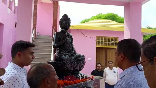 अजीतमल में केंद्रीय राज्य मंत्री रामदास आठवले ने श्याम बौद्ध मठ का किया उद्घाटन