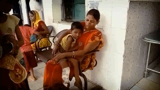 पवई नयाचक गांव में बंदर के हमले से एक 5 वर्षीय बालक हुआ जख्मी