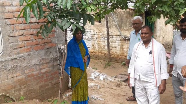 चानन  : संग्रामपुर व इटौन पंचायत में जिला प्रशासन टीम ने किया विकास योजनाओ कि जांच। 