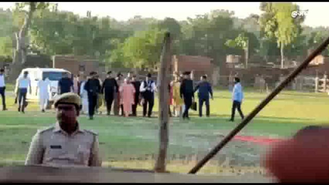 *बहराइच*
मुख्यमंत्री योगी ने संभाली कमान, 
बलरामपुर, श्रावस्ती, बहराइच में बाढ़ राहत की जमीनी हक़ीक़त जानने निकले मुख्यमंत