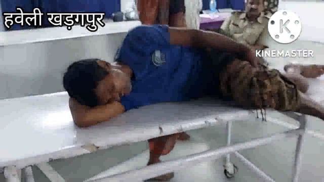 बंदर का  झुंड ने मांझगाय पंचायत के नगरी गांव में एक 53 वर्ष दुकान मोचन सिंह पर खेत से घास काट लौट रहा बंदरों ने किया हमल