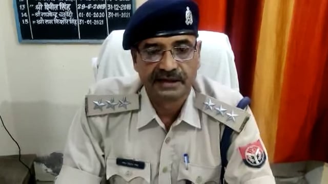 बछरावां थाना क्षेत्र में साइकिल चोर को पकड़कर ग्रामीणों ने पीटा सीओ ने मामले की जांच के दिए निर्देश।