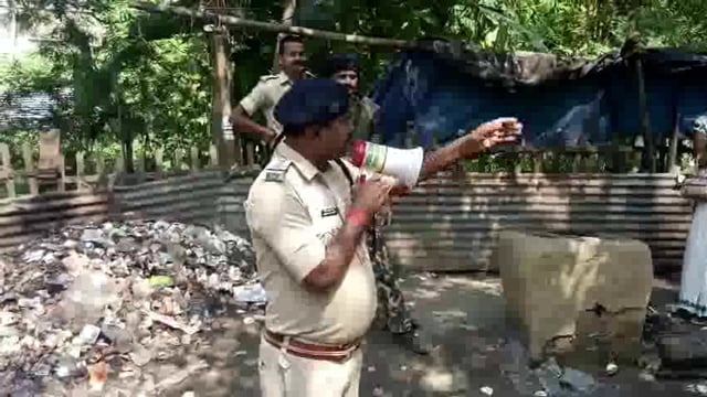 लखीसराय रेलवे स्टेशन के समीप रेलवे के जमीन को जेसीबी और सशस्त्र बलों के माध्यम से कराया गया थी अतिक्रमणमुक्त