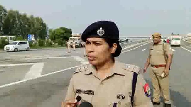 थाना कोतवाली के अंतर्गत बुंदेलखंड एक्सप्रेस वे के निकट हुई सड़क दुर्घटना के सम्बंध में पुलिस अधीक्षक औरैया द्वारा दी गयी 