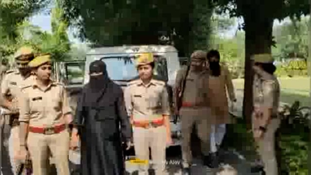 बहराइच की दरगाह पुलिस ने अधिवक्ता हत्याकांड का 24 घण्टे के अंदर किया खुलासा पत्नी सहित 3 हत्यारे गिरफ्तार