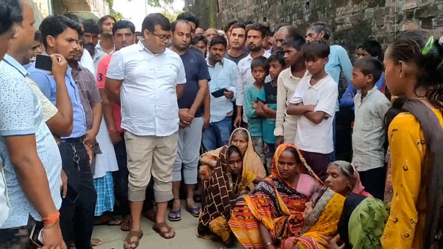 भरवठिया मुस्तहकम में पिलर गिरने के मामले में जो भी दोषी होगा उसपर होगी सख्त कार्यवाही DM संजीव रंजन ।