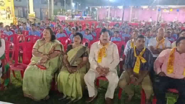 अन्नपूर्णा फाउंडेशन द्वारा गरीब असहाय बच्चों के साथ मनाया गया विश्व खाद्य दिवस