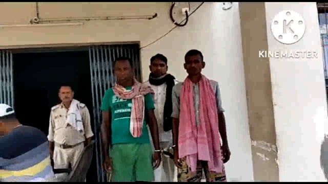 फुल्लीडुमर थाना की पुलिस दो वारंटी को गिरफ्तार कर भेजा जेल