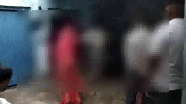 गोवर्धन देहात में तीन वर्षीय बच्ची के साथ पड़ोसी युवक ने दिया गलत घटना को अंजाम पीड़ित की मां बॉप ने थाने में दी तहरीर।