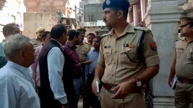 यम द्वितीया पर्व को लेकर मथुरा के घाटों का डीएम एसएसपी ने किया निरीक्षण