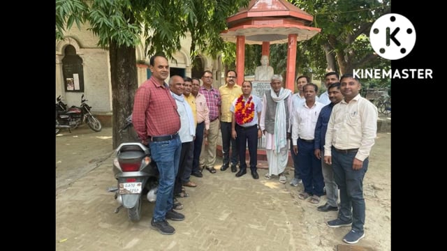 प्रतापगढ़ जिले के डेरवा के रहने वाले राजू यादव ने लहराया पीसीएस में अपना परचम क्षेत्र में खुशी की लहर