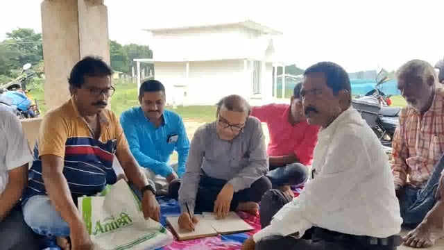 बिहमा स्थित चित्रगुप्त मंदिर में चित्रगुप्त पूजा मनाने का चित्रांश समाज के लोगो ने बैठक कर लिया निर्णय।