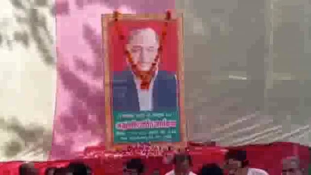 कोंच:श्रद्धांजलि सभा का हुआ आयोजन सपा संरक्षक स्वर्गीय मुलायम सिंह को दी गई श्रद्धांजलि