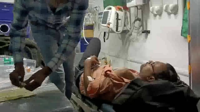 लखीसराय जिले के कजरा सूर्यगढ़ा मुख्य मार्ग पर ई-रिक्शा और झरझरिया वाहन में हुई टक्कर दो व्यक्ति गंभीर रूप से घायल 