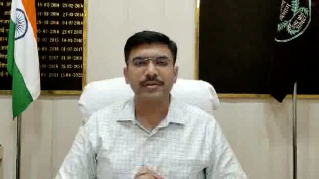 संभल के जिला अधिकारी मनीष बंसल ने अधिक बारिश होने के कारण कच्चे एवं पक्के मकानों को क्षति होने के संबंध में दी जानकारी|