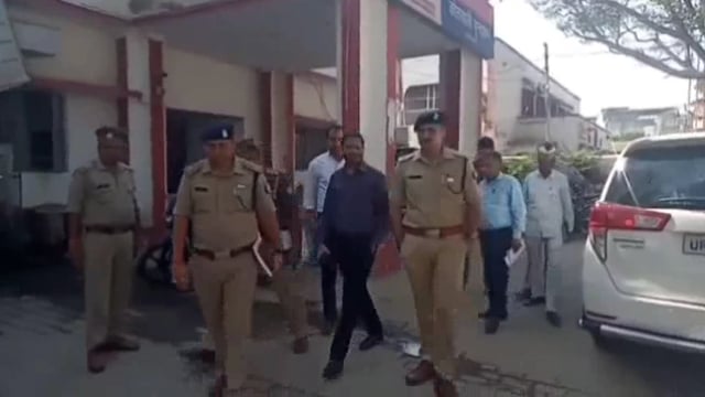 कार्तिक मास में धार्मिक पर्व पर वृंदावन आने वाले लाखों श्रद्धालुओं की सुरक्षा व्यवस्था को लेकर जिला प्रशासन ने कसी कमर।