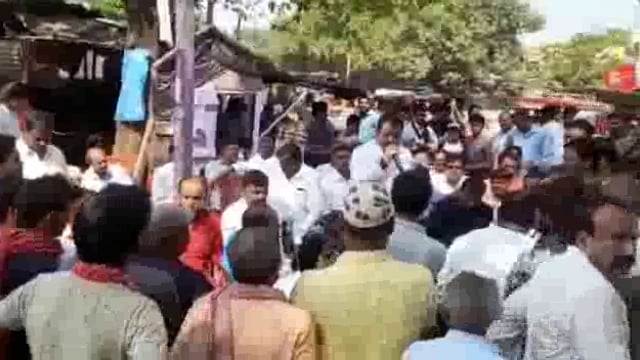 तारापुर विधायक राजीव कुमार सिंह ने विधानसभा क्षेत्र के 3 प्रखंडों को जोड़ने वाली सड़क का किया शिलान्यास