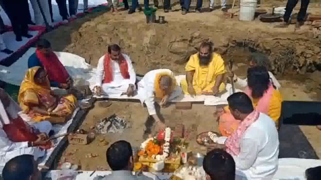 कैबिनेट मंत्री लक्ष्मी नारायण चौधरी ने किया भूमिपूजन