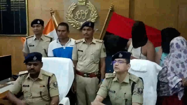 लखीसराय पुलिस ने गुप्त सूचना के आधार पर 29 लाख जाली नोट के साथ महिला समेत  चार लोगों को किया गिरफ्तार